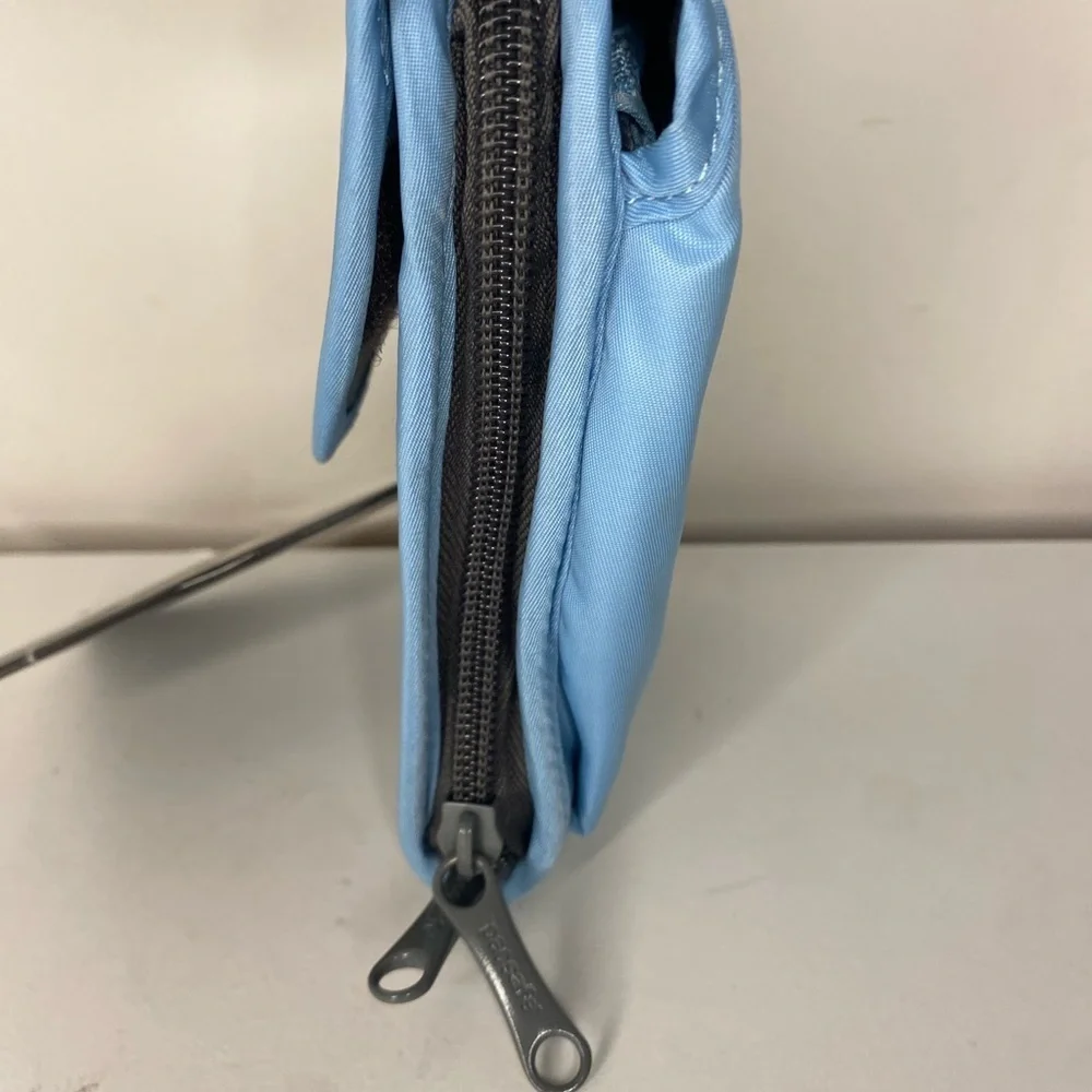 NEW Pacsafe Light Blue Travel Pouch‎ Vacation Wallet